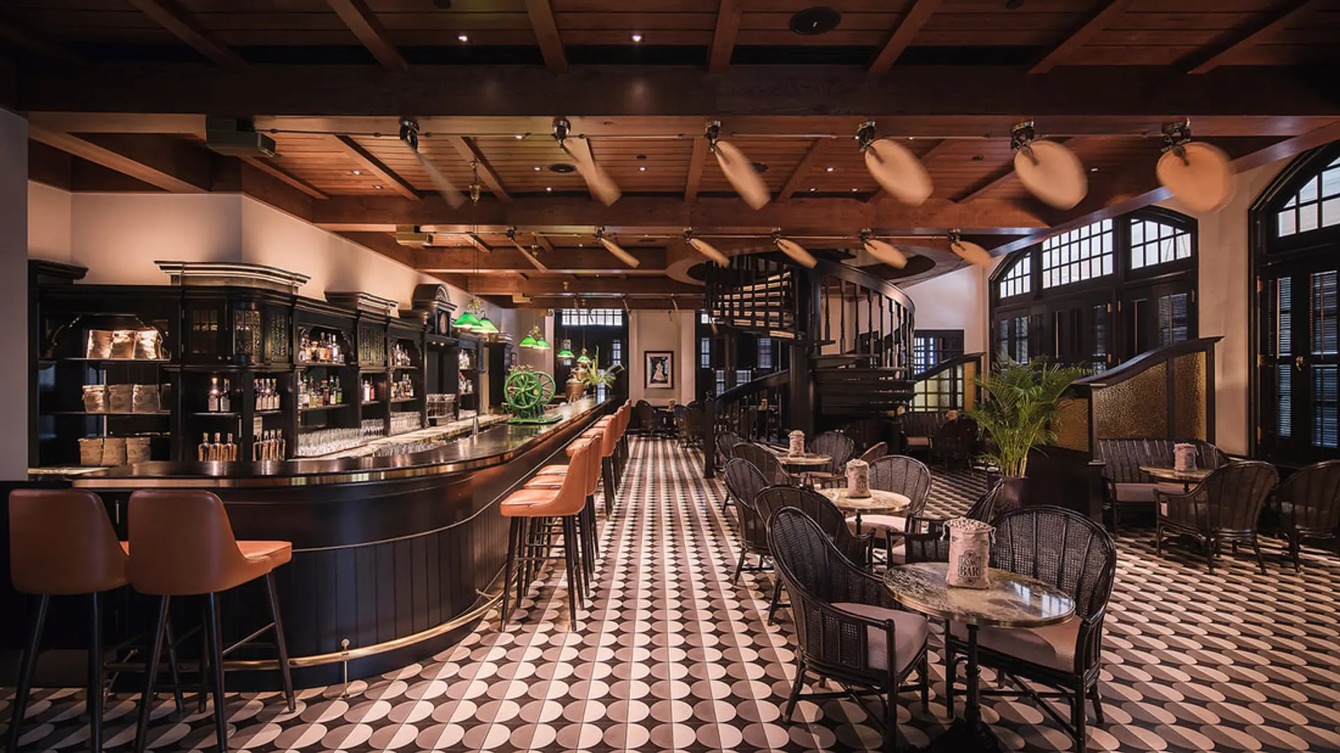 Hotel review Restaurants & Bars' - Raffles Singapore - 0