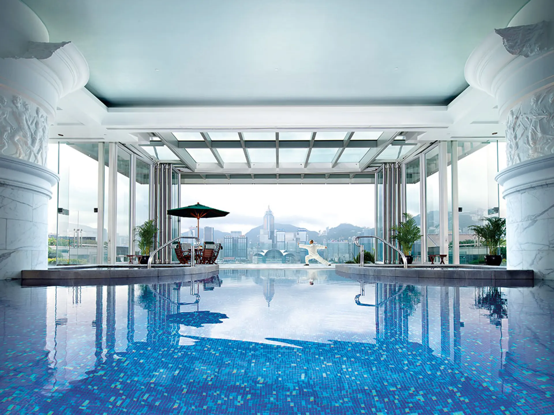 Hotel review Service & Facilities' - The Peninsula Hong Kong - 0