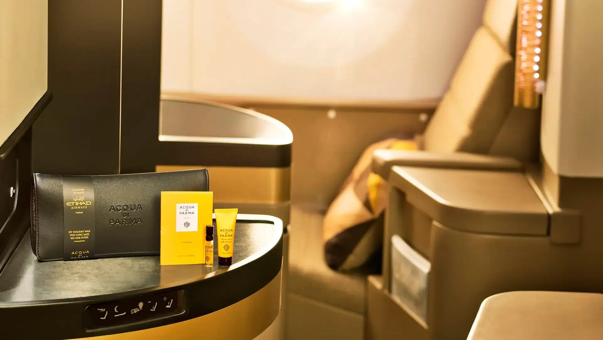 Airline review Amenities & Facilities - Etihad Airways - 1