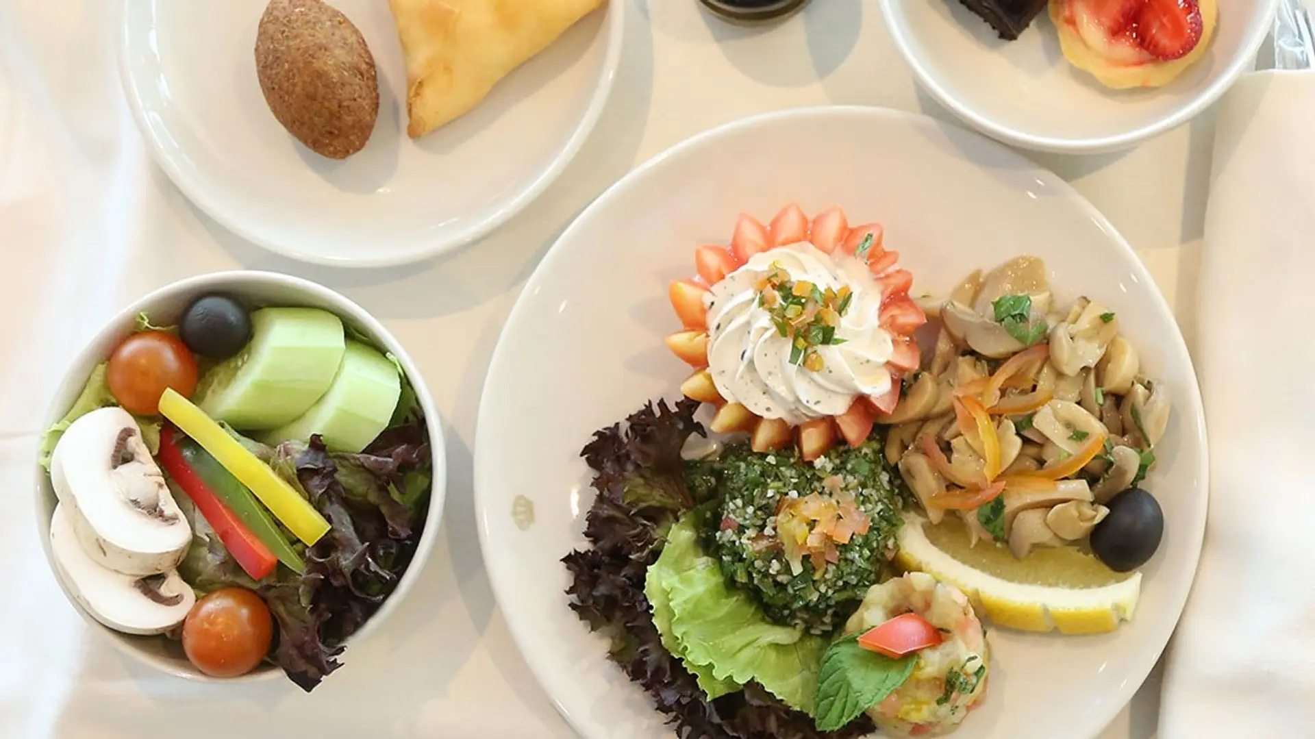 Airline review Cuisine - Royal Jordanian - 4