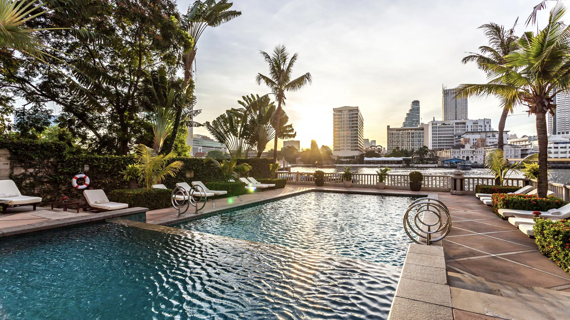 Hotel review Service & Facilities' - The Peninsula Bangkok - 2