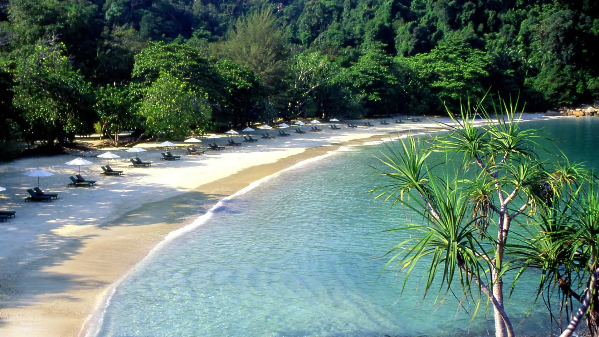 Hotel review Service & Facilities' - Pangkor Laut Resort - 0