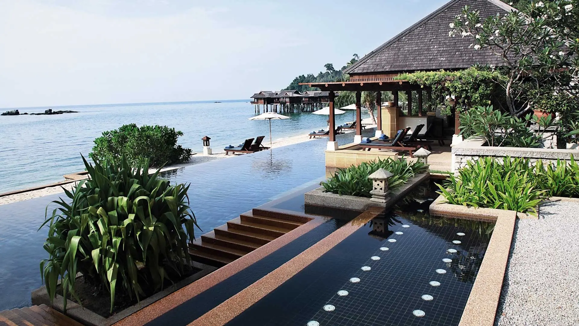 Hotel review Service & Facilities' - Pangkor Laut Resort - 1