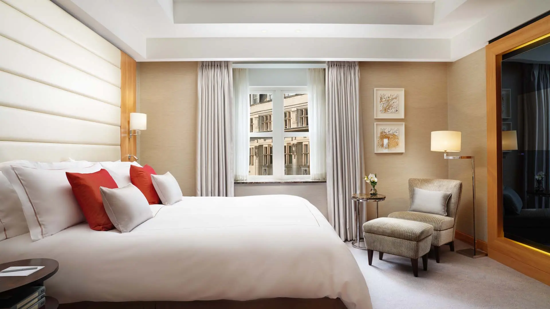 Hotel review Accommodation' - Conrad London St James - 1