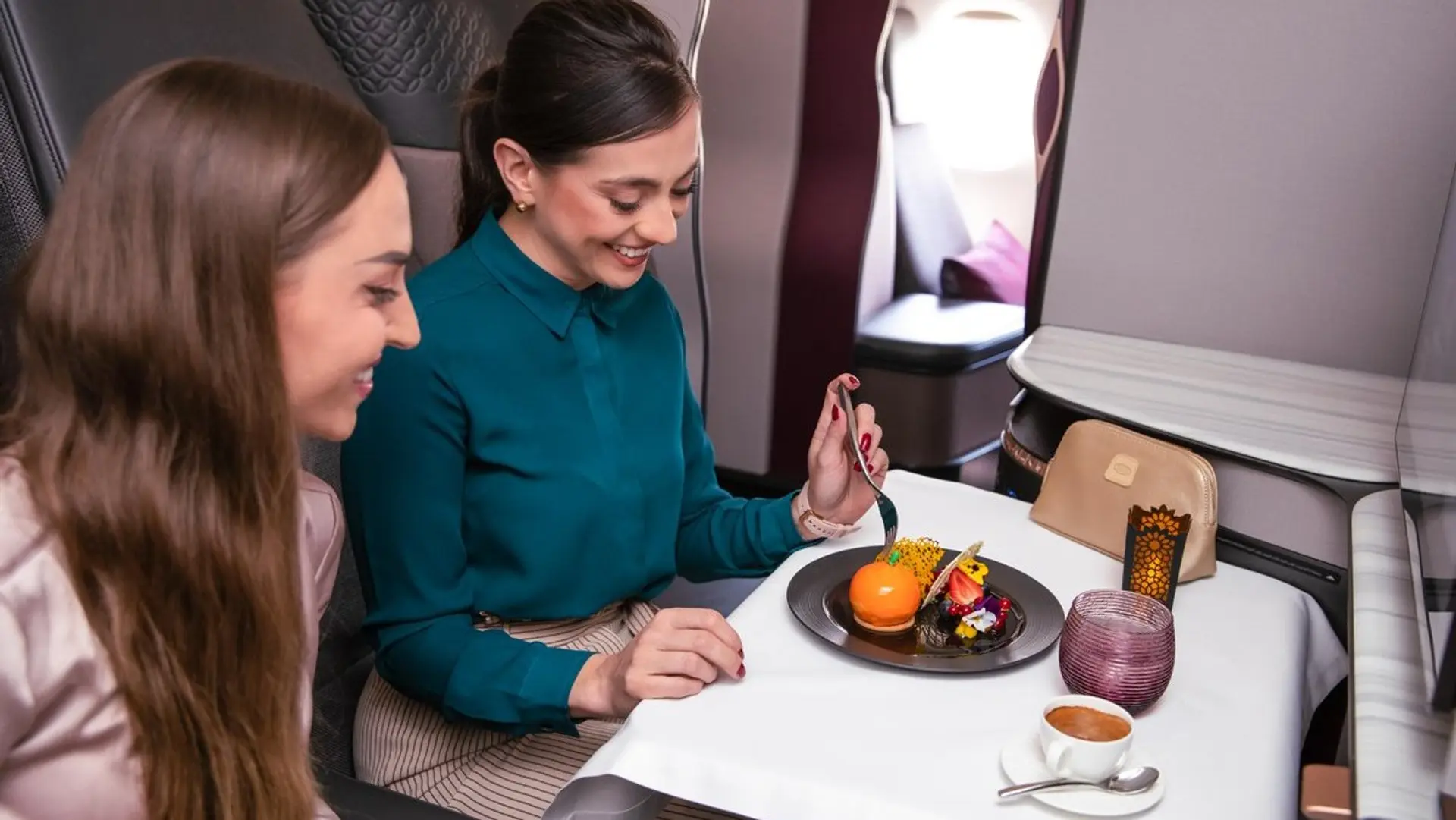 Airlines Articles - Great Valentine's Day Business Class Offers from Qatar Airways