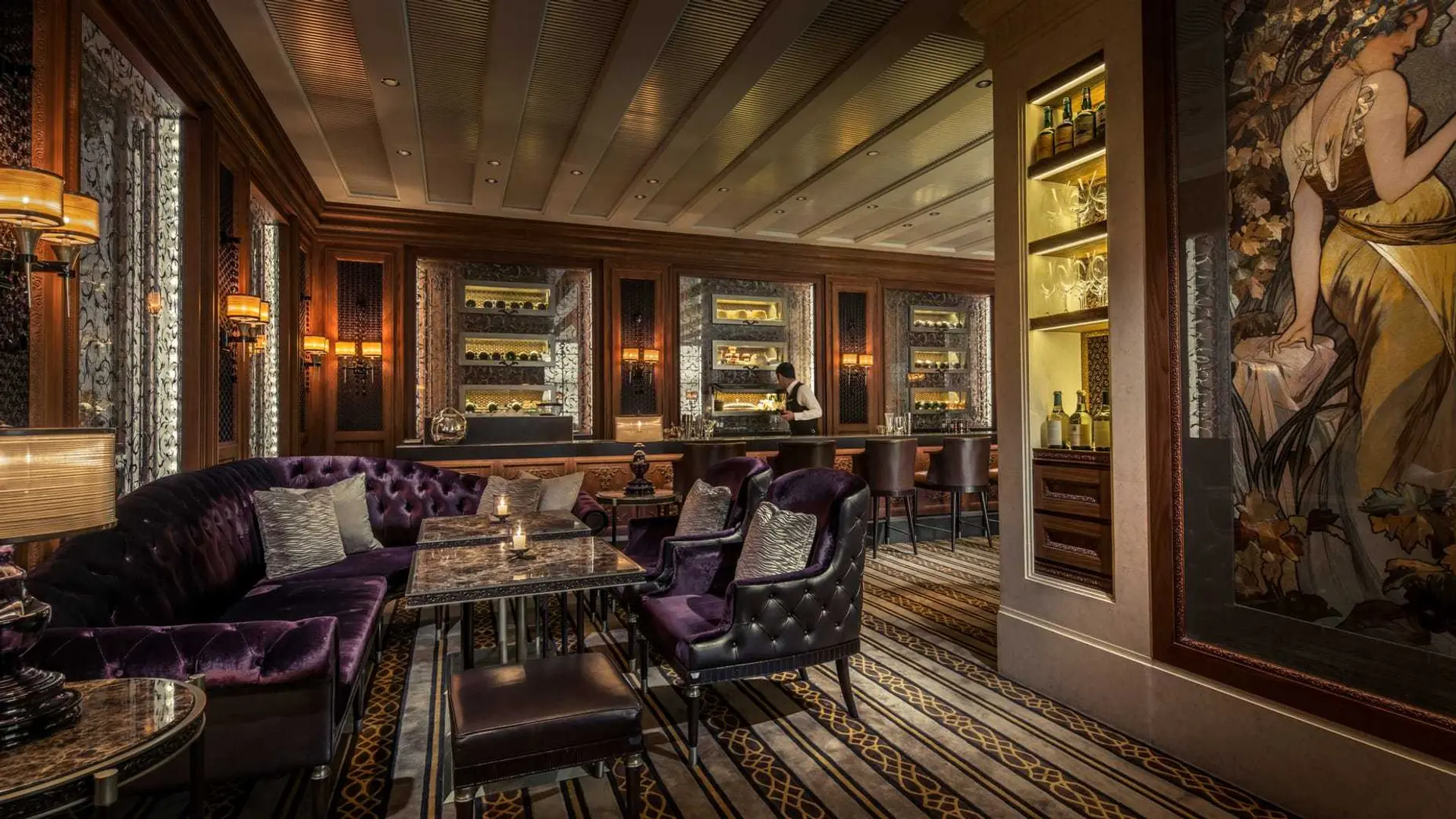 Hotel review Restaurants & Bars' - Four Seasons Hotel Hong Kong - 4