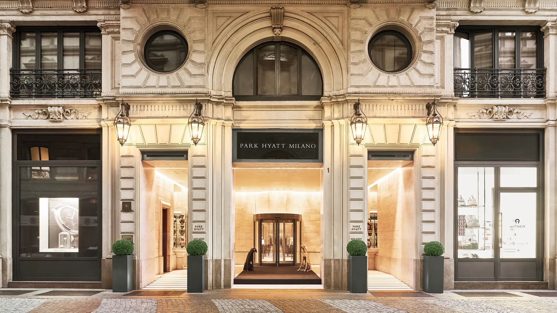 Hotels Toplists - 10 Best Luxury Hotels in Milan
