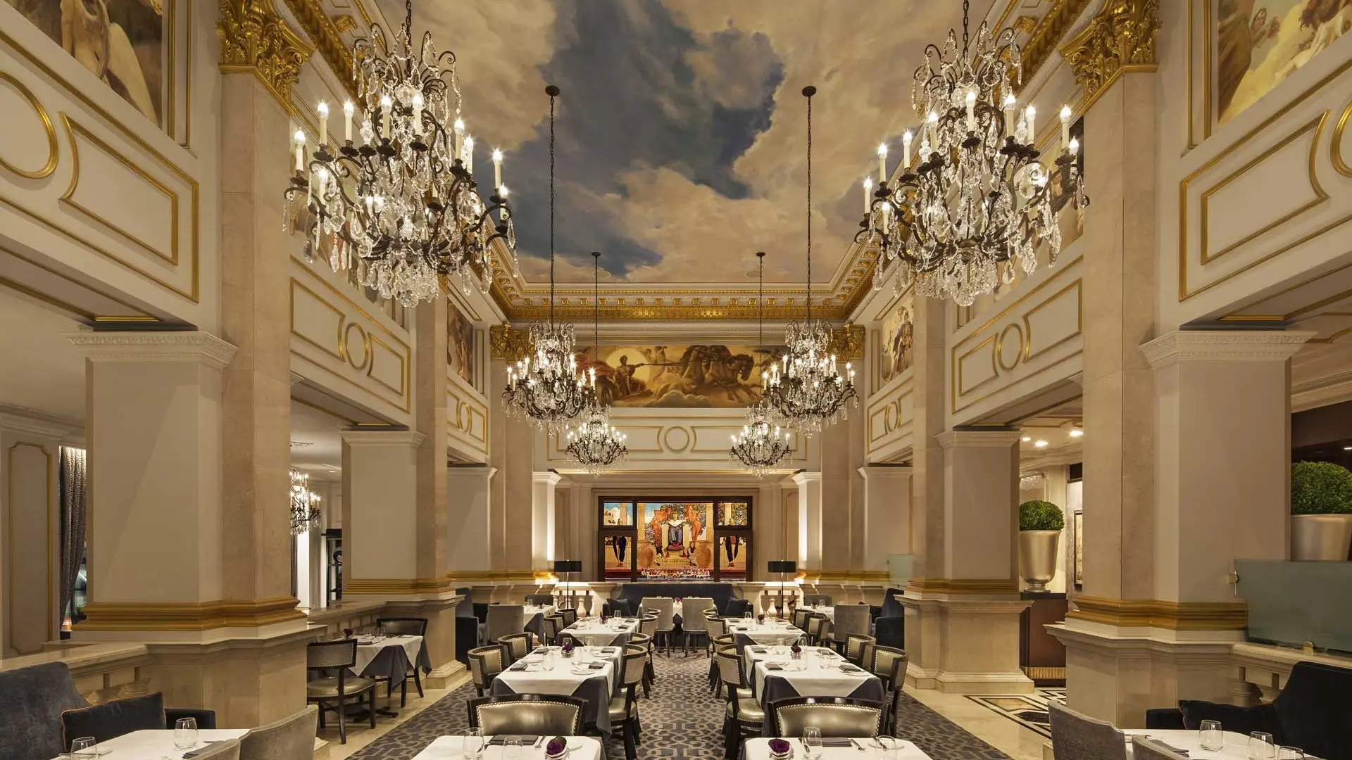 Hotel review Restaurants & Bars' - The St. Regis New York - 3