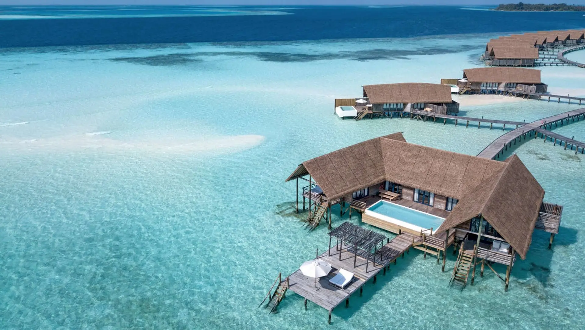 COMO-Cocoa-Island_COMO-Water-Villa_Aerial-view.jpg