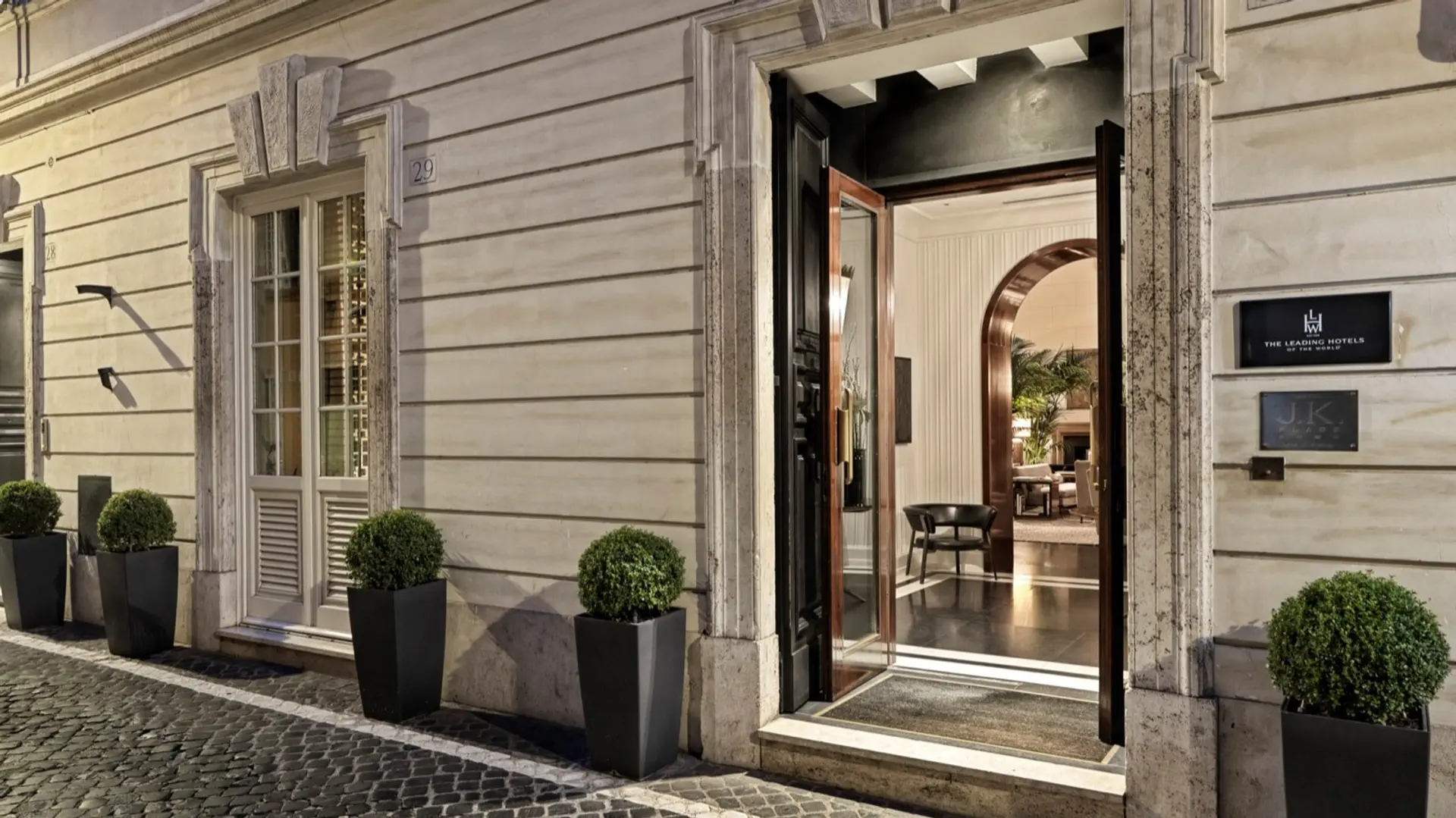 J.K. Place Roma image