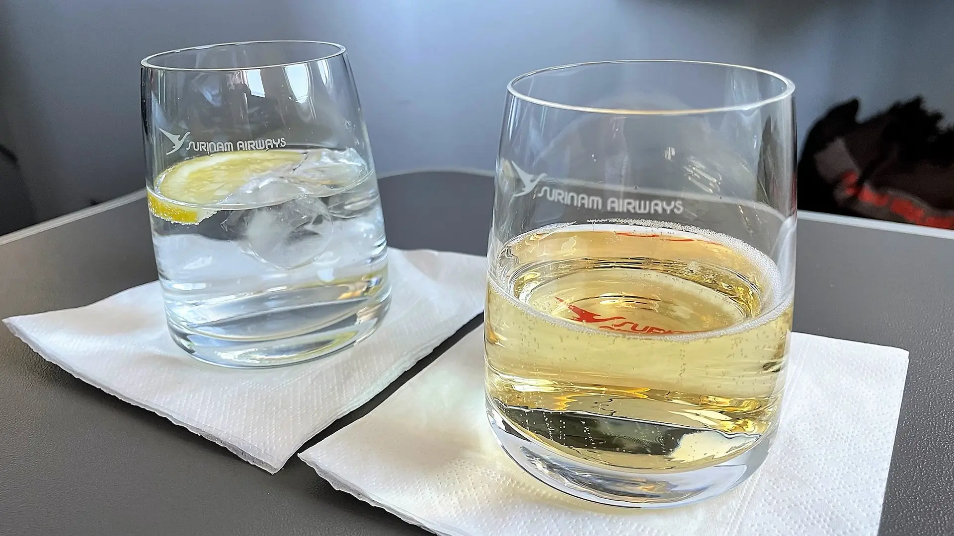 Airline review Beverages - Surinam Airways - 3