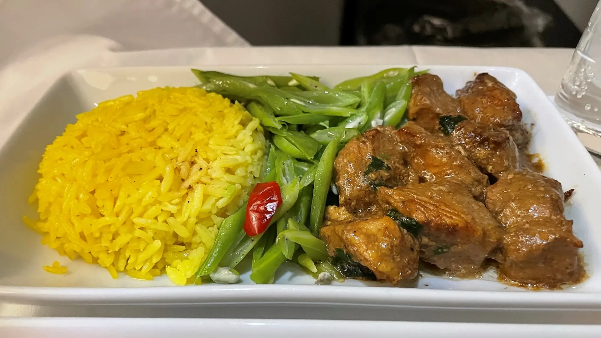 Airline review Cuisine - Surinam Airways - 10