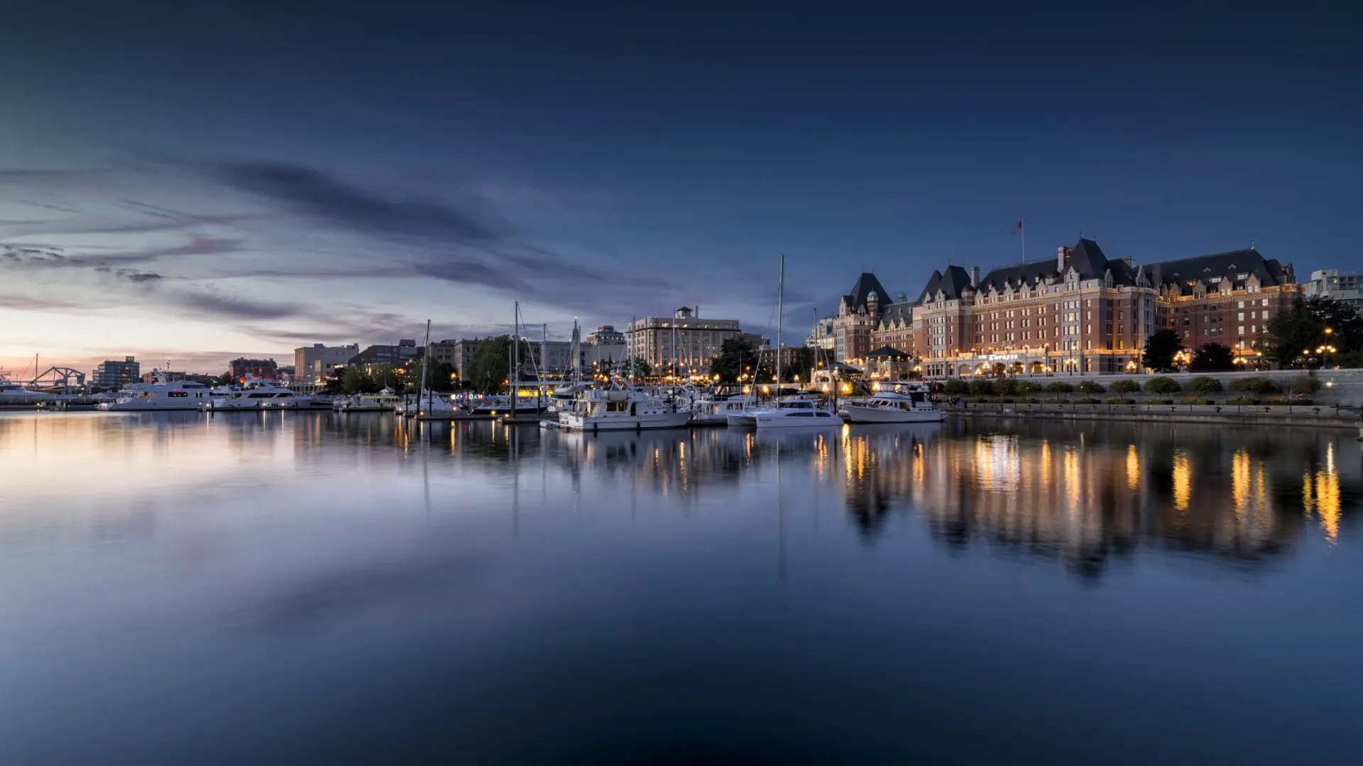 Hotels Toplists - Queen Elizabeth II - Her Majesty's Favourite Hotels