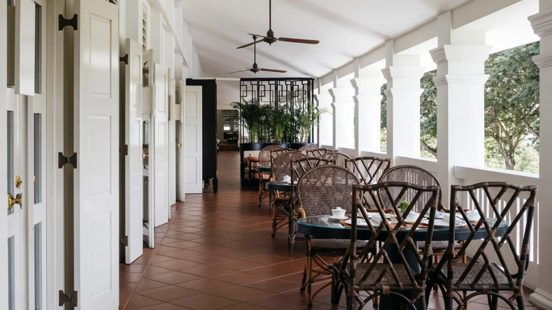 Hotel review Restaurants & Bars' - Capella Singapore - 3