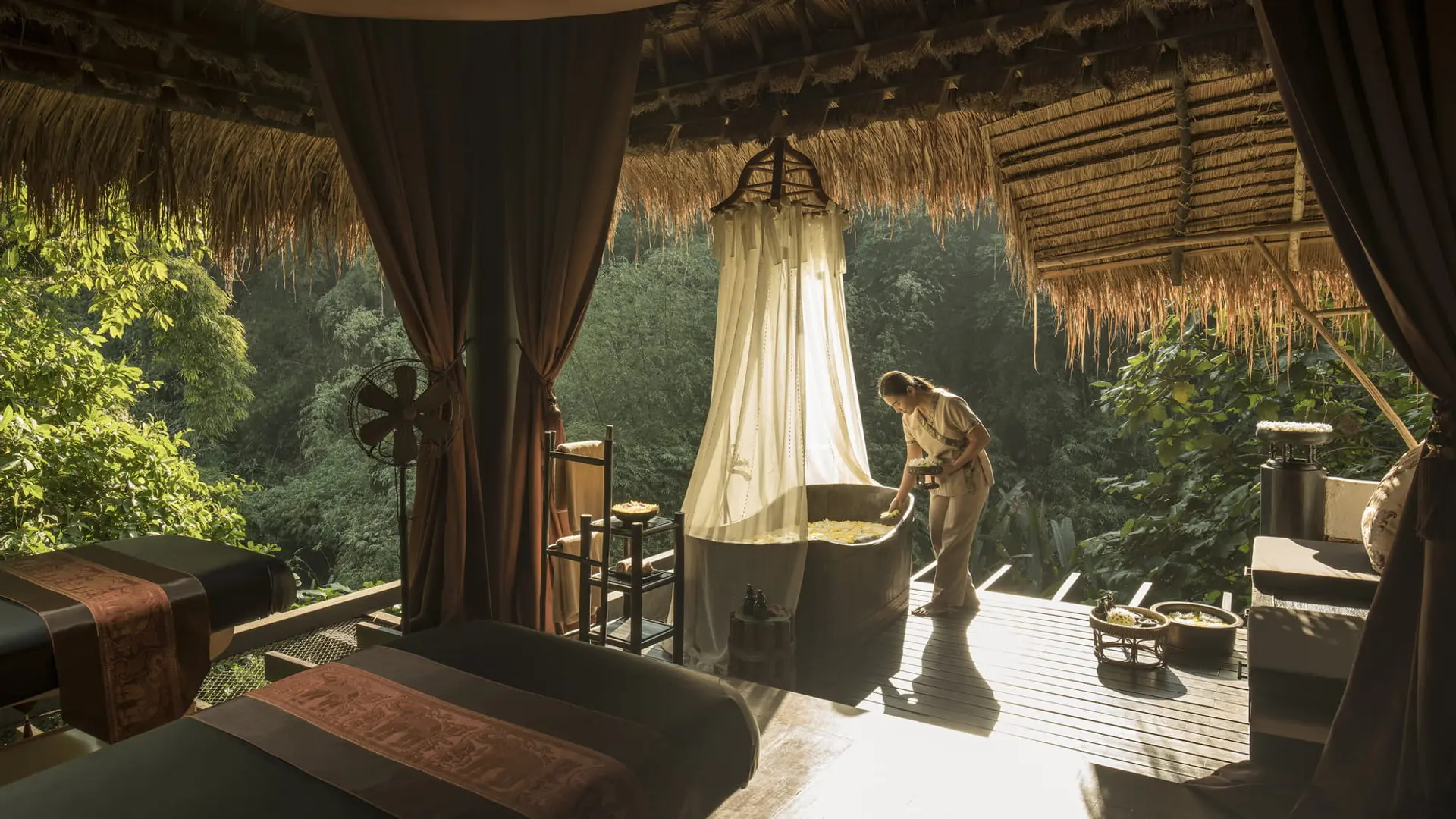 Hotel review Service & Facilities' - Four Seasons Tented Camp Golden Triangle - 3