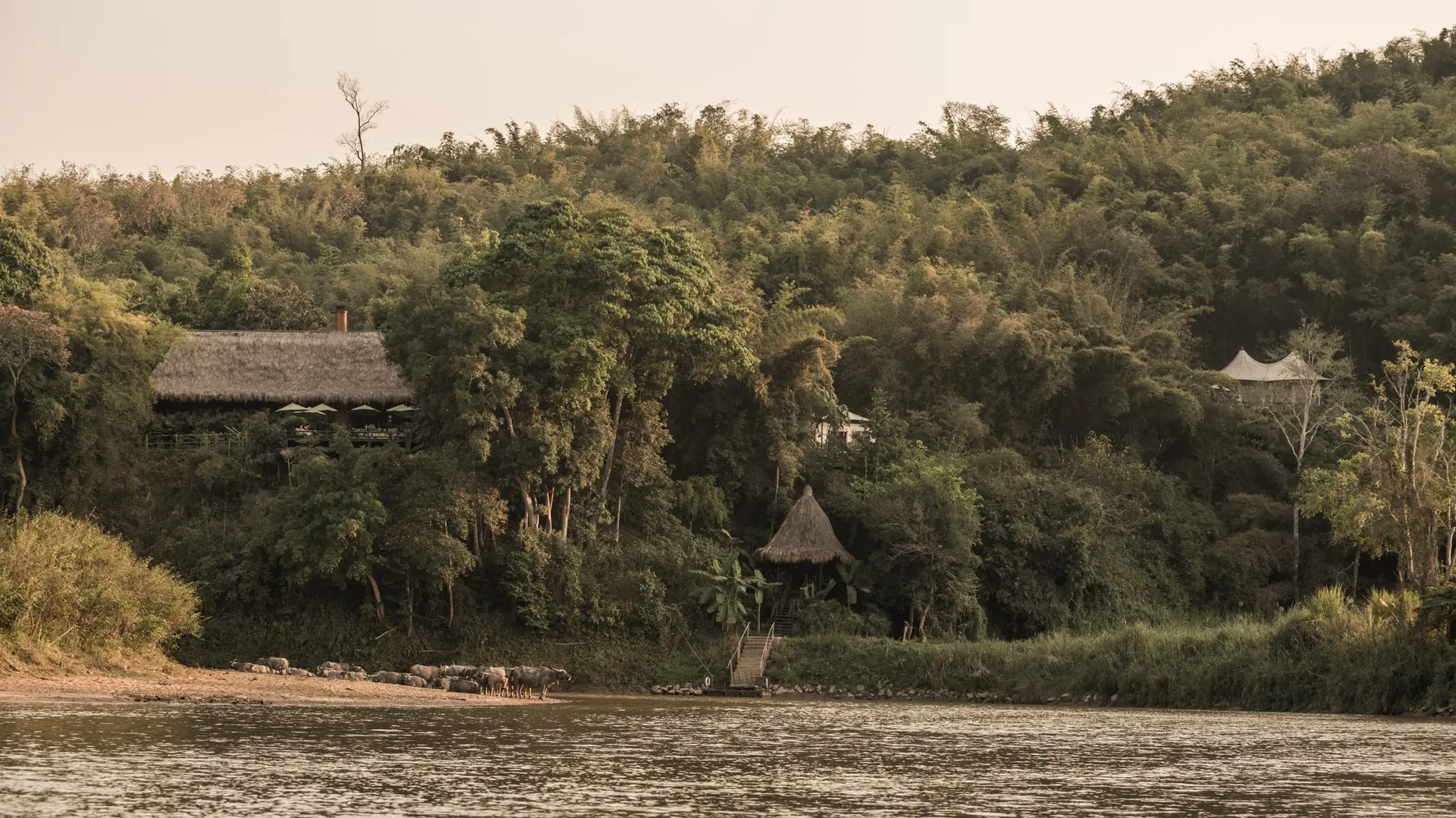Hotel review Location' - Four Seasons Tented Camp Golden Triangle - 1