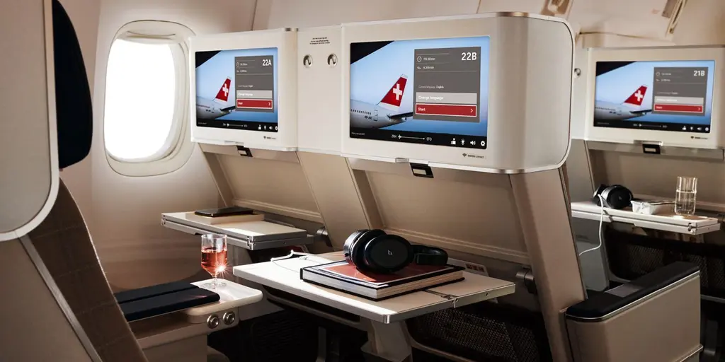 27 Best Premium Economy Airlines in 2025