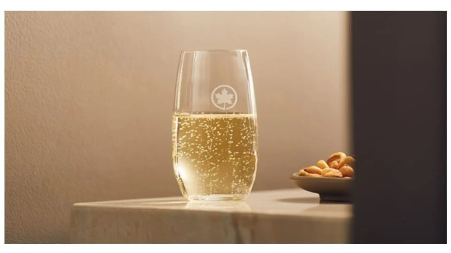 Airline review Beverages - Air Canada - 1