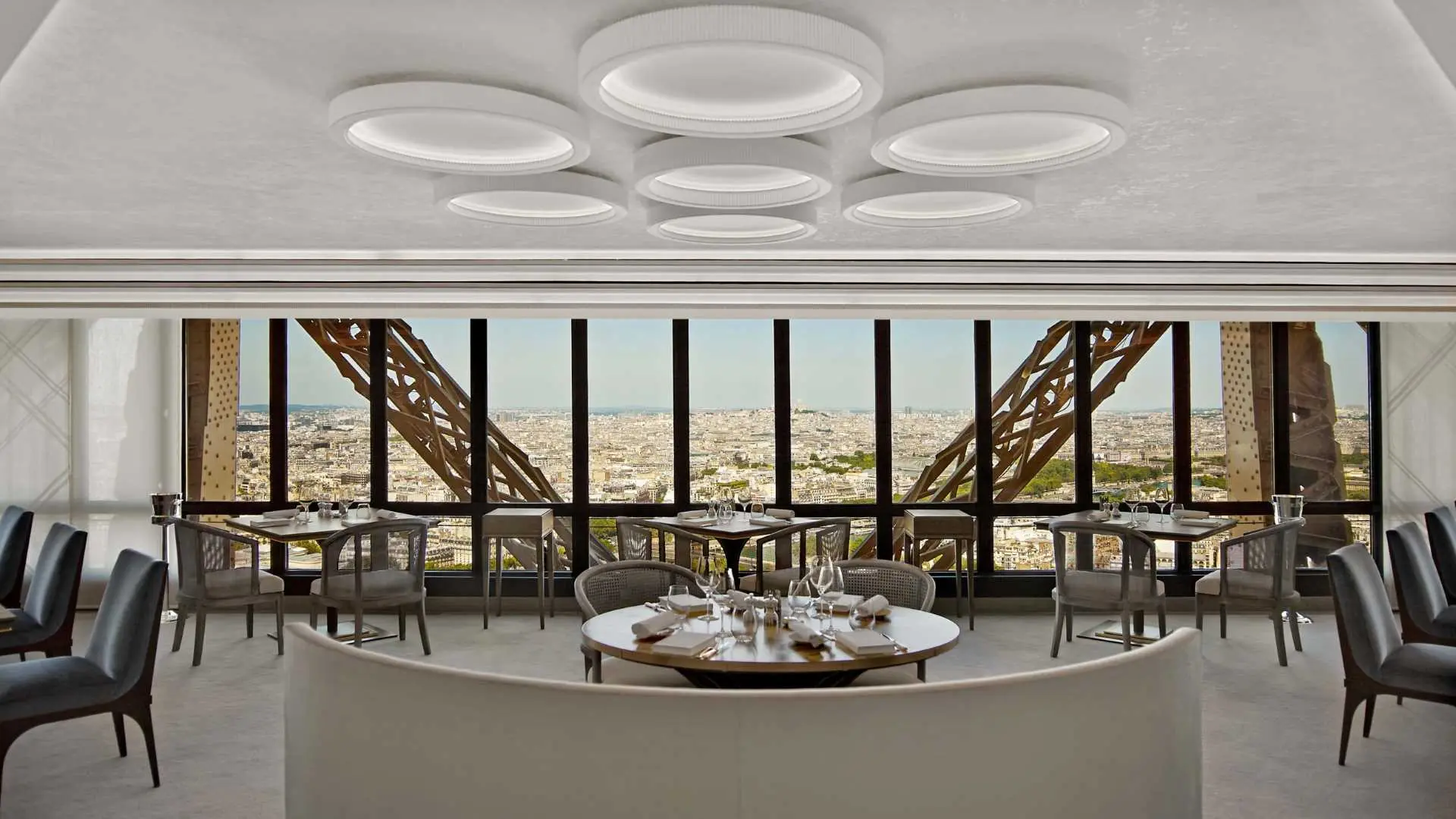 Lifestyle Toplists - Emily in Paris - her guide to the City of Light