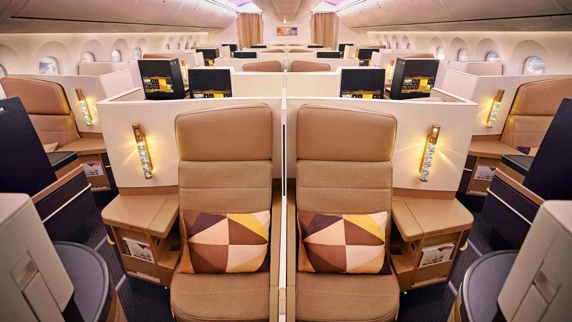 Airlines Offers - Etihad offer - save up to 10% in Business Class worldwide**EXPIRED**