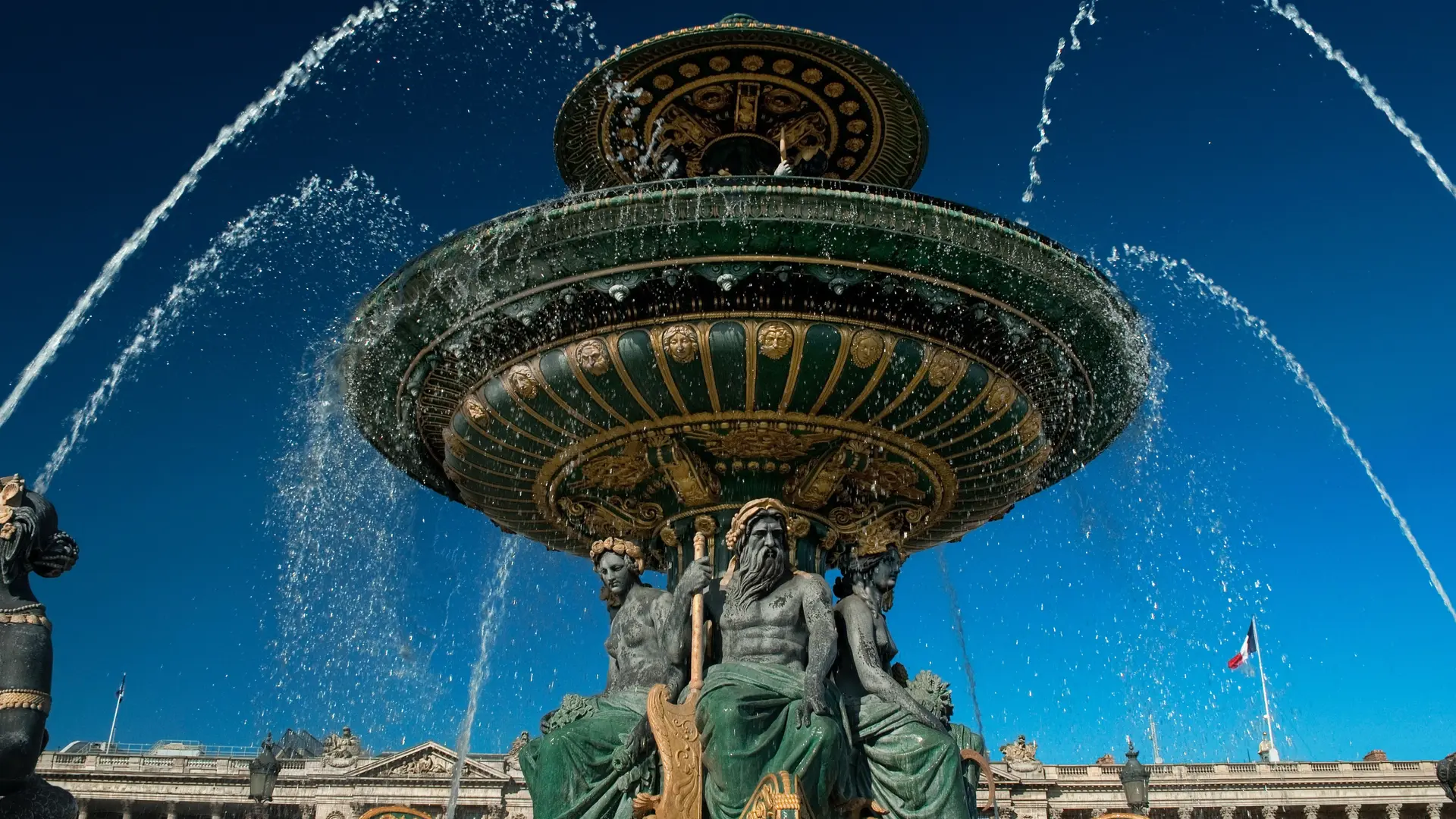 place de la concorde at day