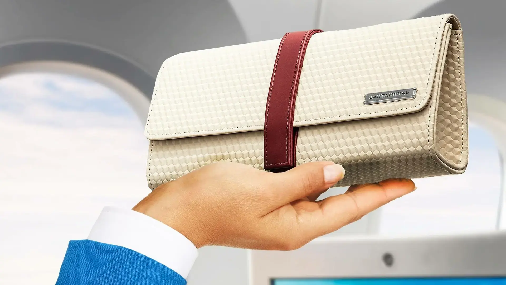 KLM Business Class Amenity Kit 2023