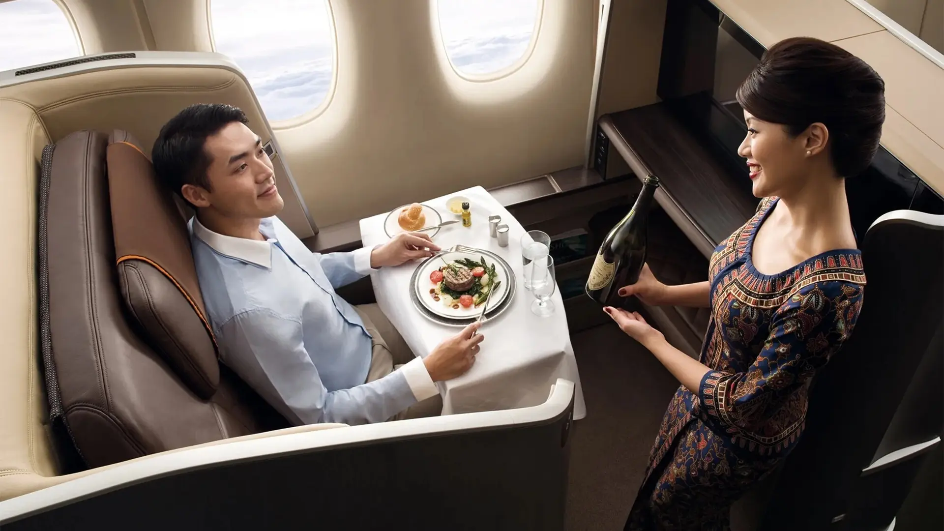 Airlines News - Singapore Airlines celebrates Champagne in First Class