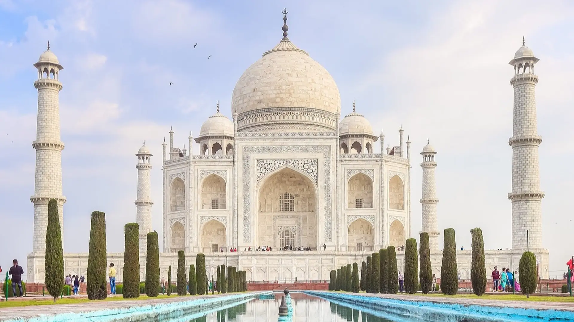 Lifestyle Toplists - 17 Bucket List Destinations - Wonders of the World!
