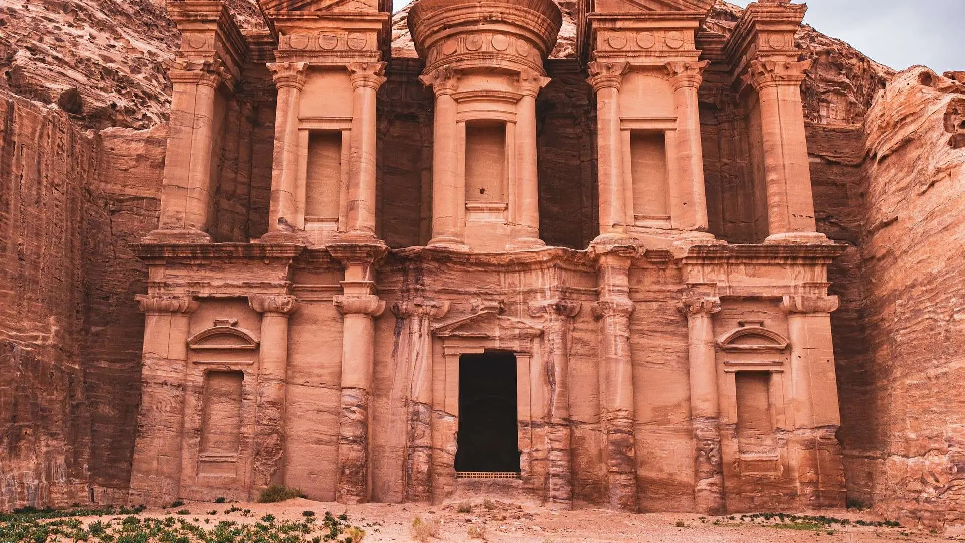 17 Bucket List Destinations - Wonders of the World! image
