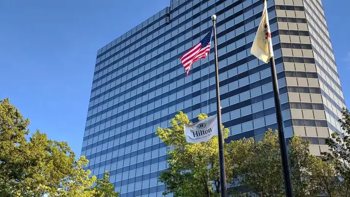 12 Best Hilton Hotels & Resorts in New York City 2024 - BusinessClass.com