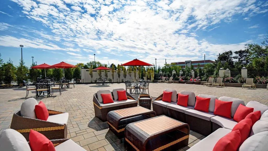 12 Best Hilton Hotels & Resorts in New York City 2024 - BusinessClass.com