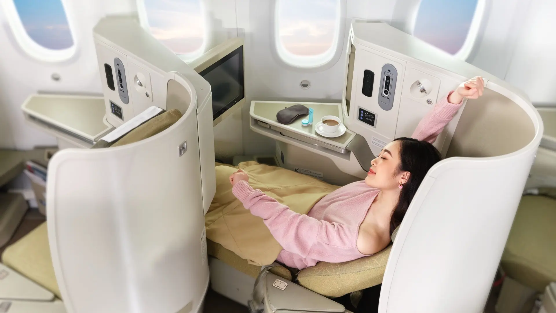 Vietnam Airlines image