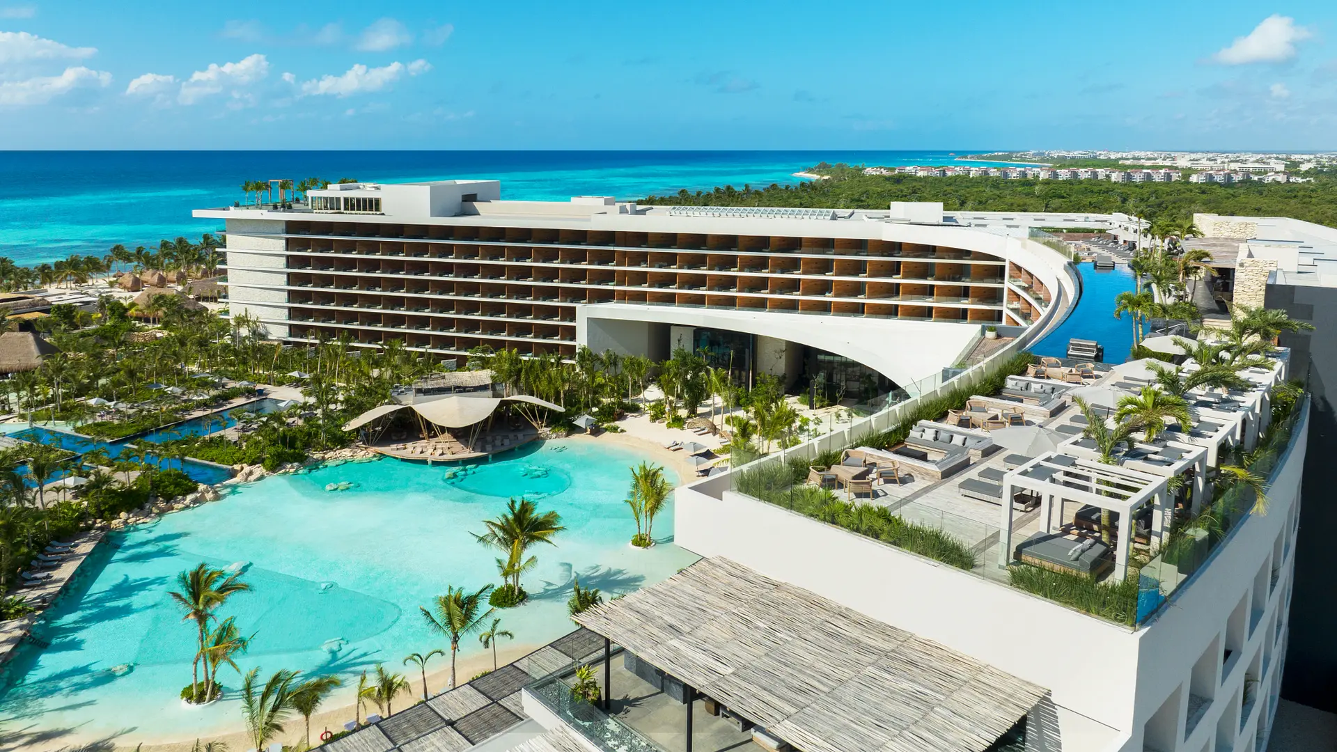 Hotel review Location' - Secrets Moxché Playa del Carmen - 1
