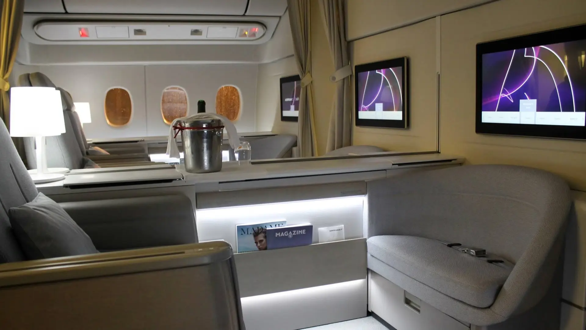Airline review Cabin & Seat - Air France - 4