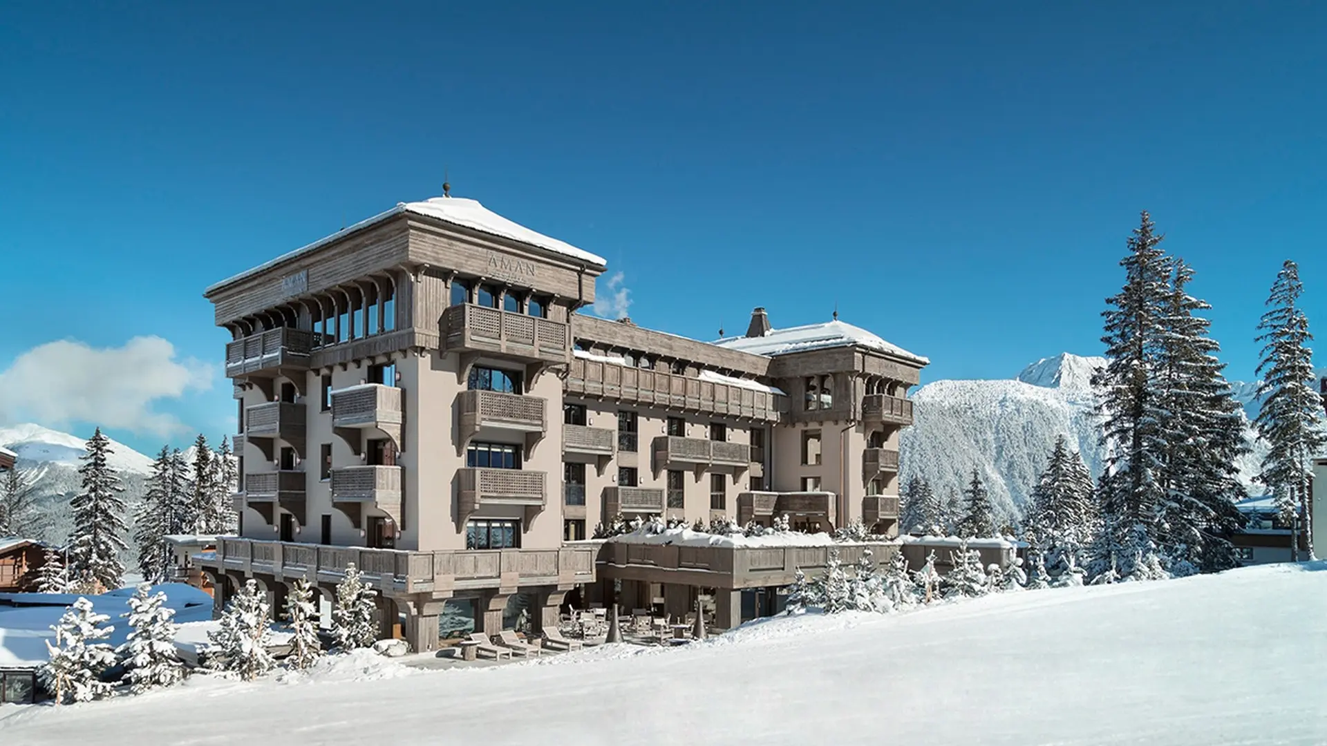 Hotels Toplists - 8 Best Luxury Ski Resorts in the World