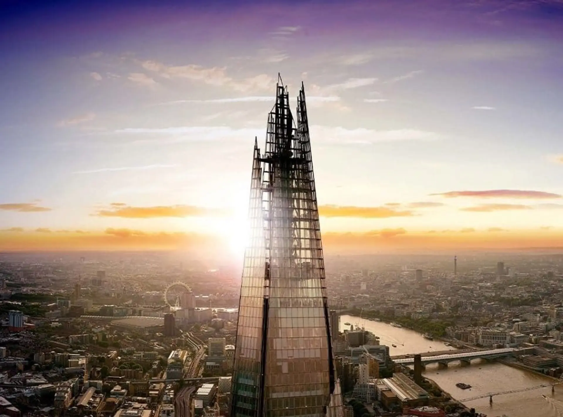 The tallest 5-star hotels in Europe image