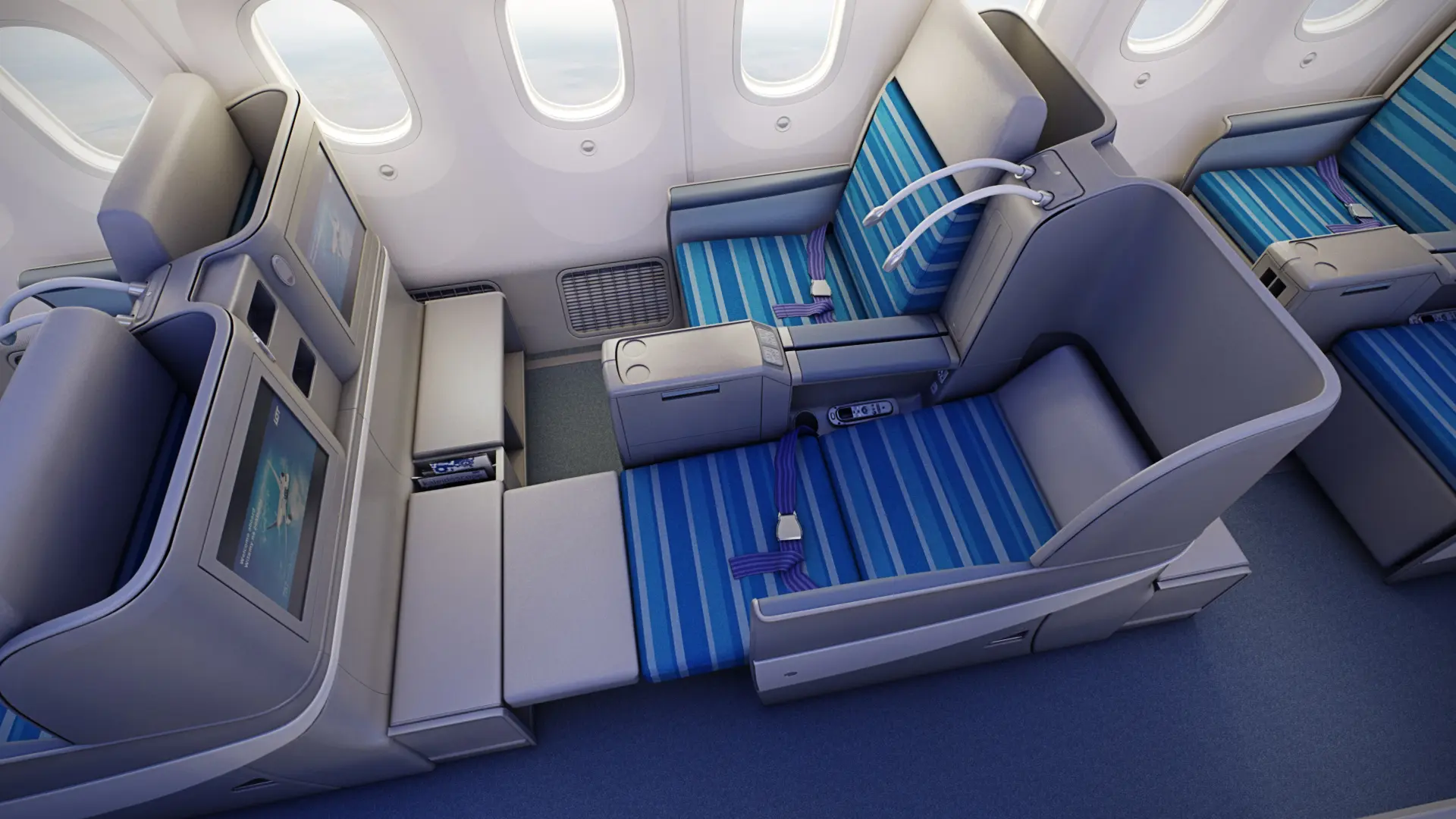 Airline review Cabin & Seat - LOT - Polish Airlines - 3