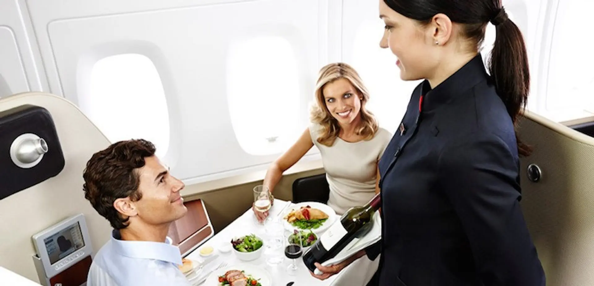 qantas-airlines-wine-tasting-featured.jpg