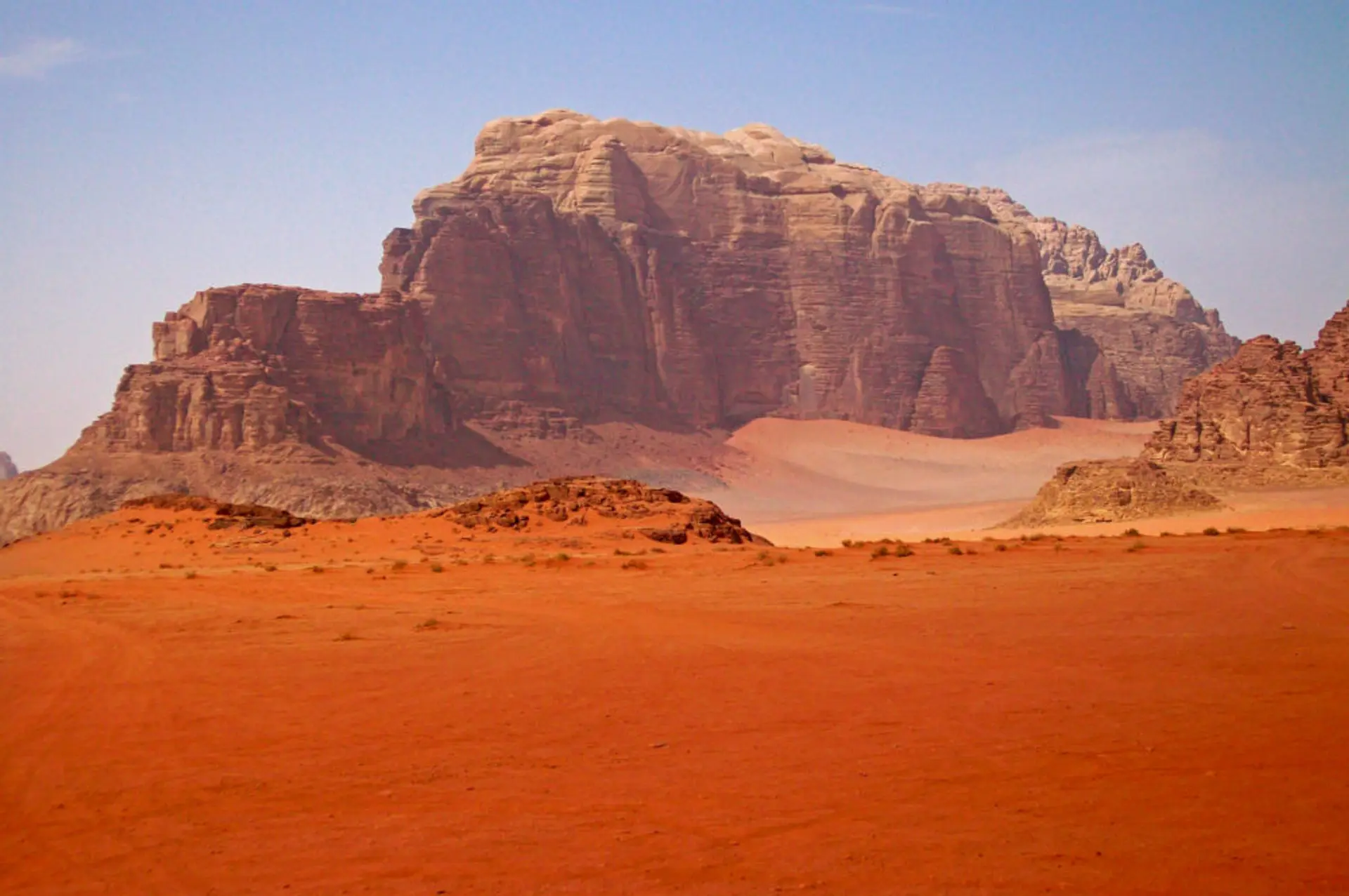 Mountain_in_Wadi_Rum_Jordan-.jpg