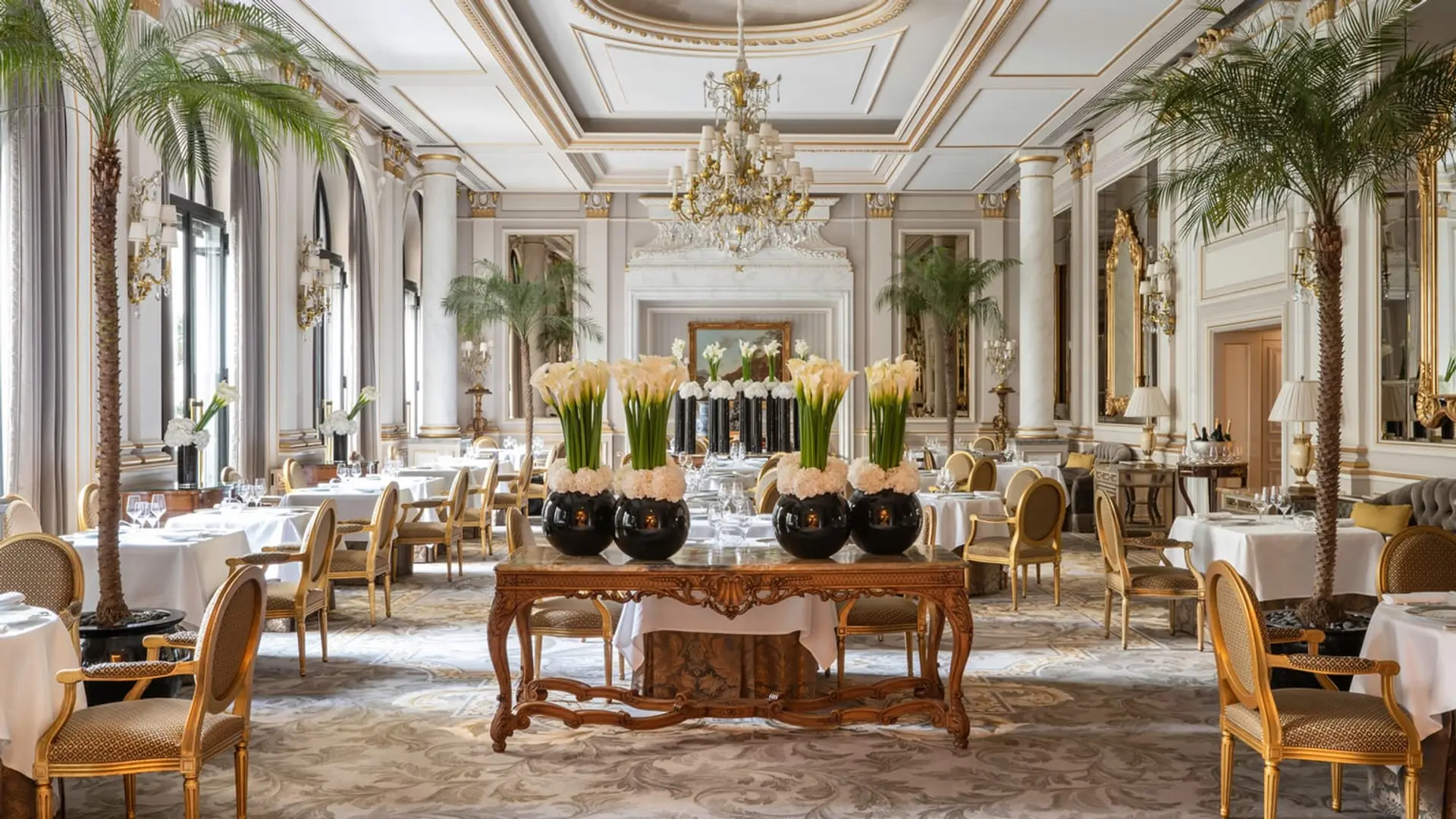 Hotel review Restaurants & Bars' - Four Seasons Hotel George V Paris - 3