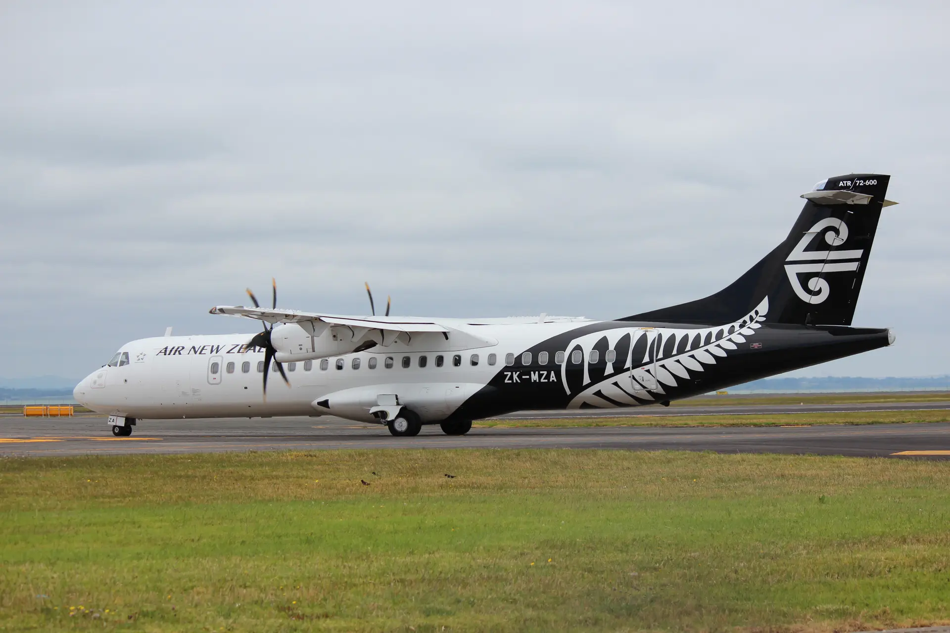 Airlines News - Air New Zealand offers flights to secret destinations