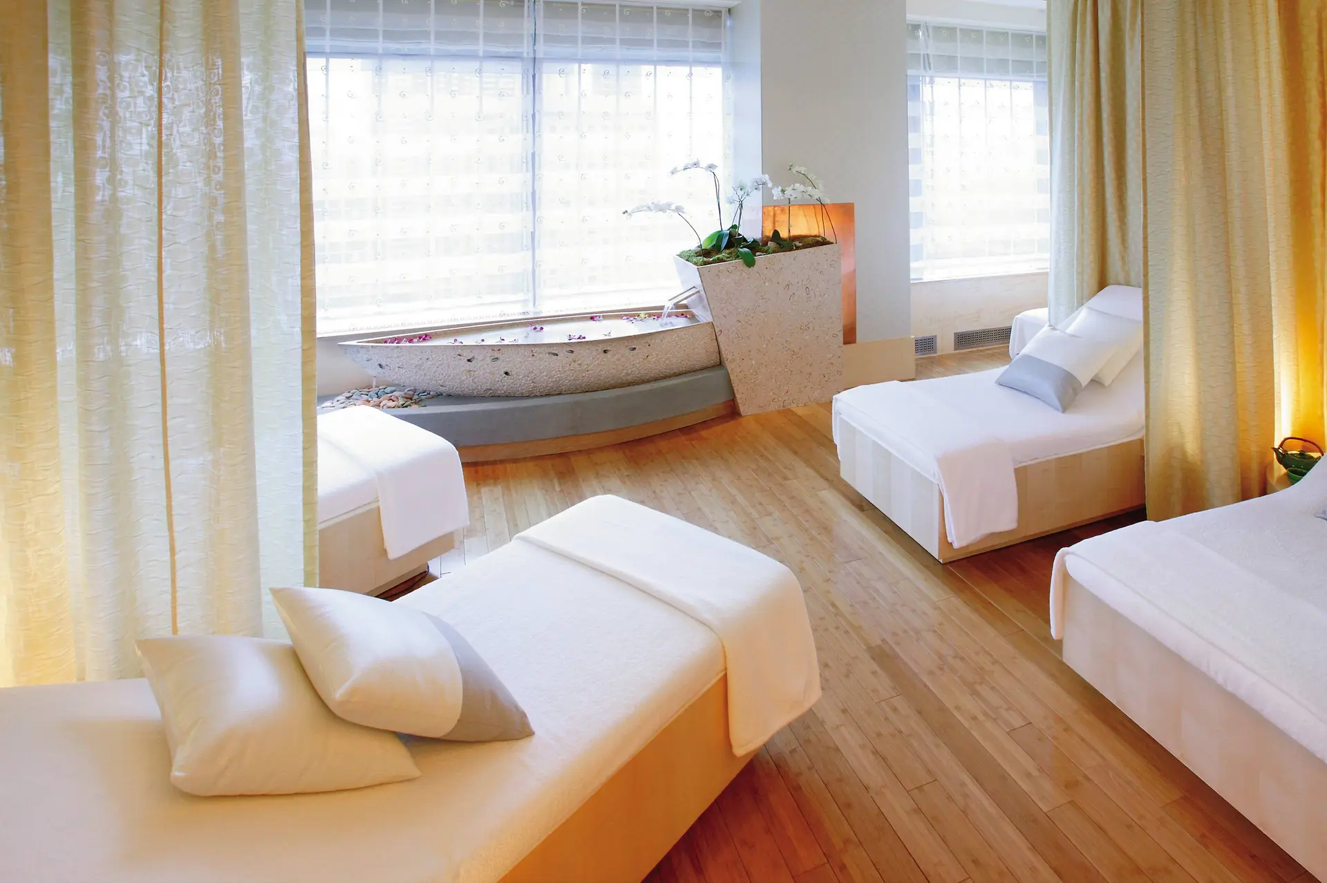 Hotel review Service & Facilities' - Mandarin Oriental New York - 5