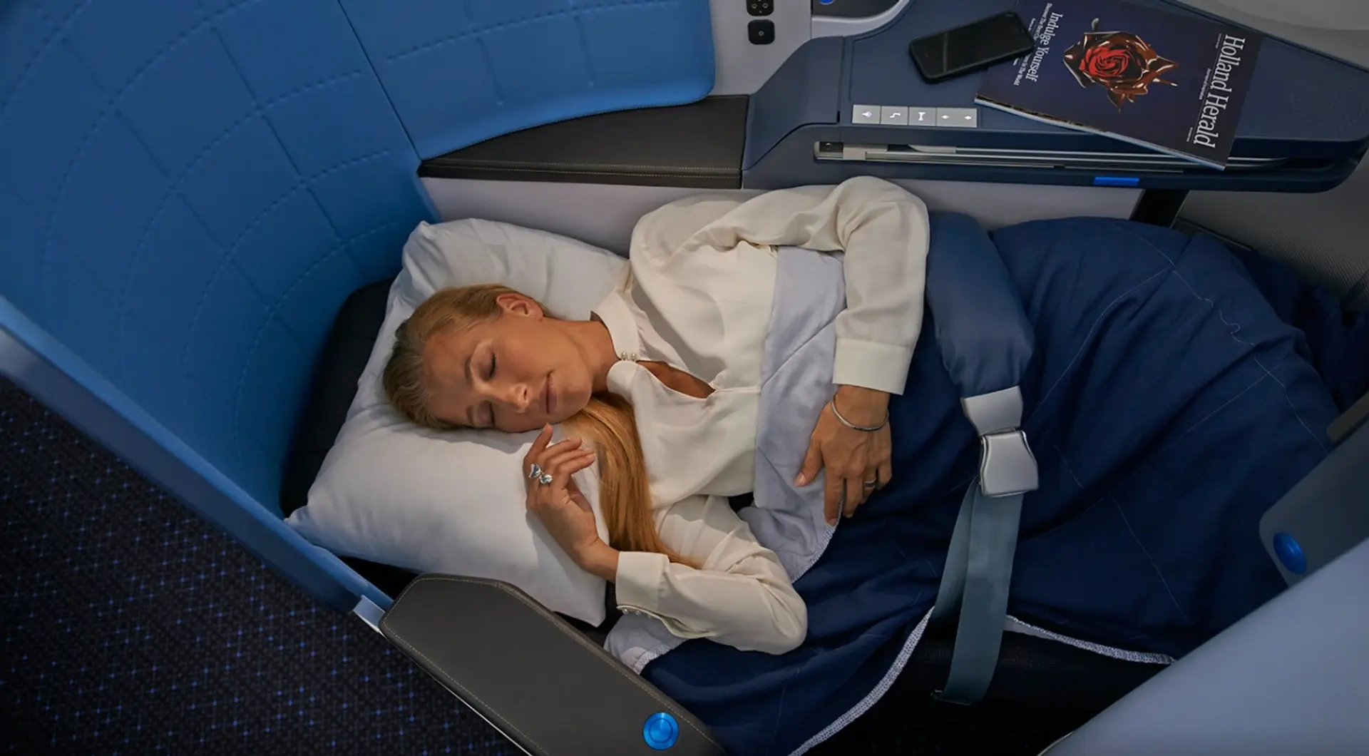 Airline review Cabin & Seat - KLM - 3