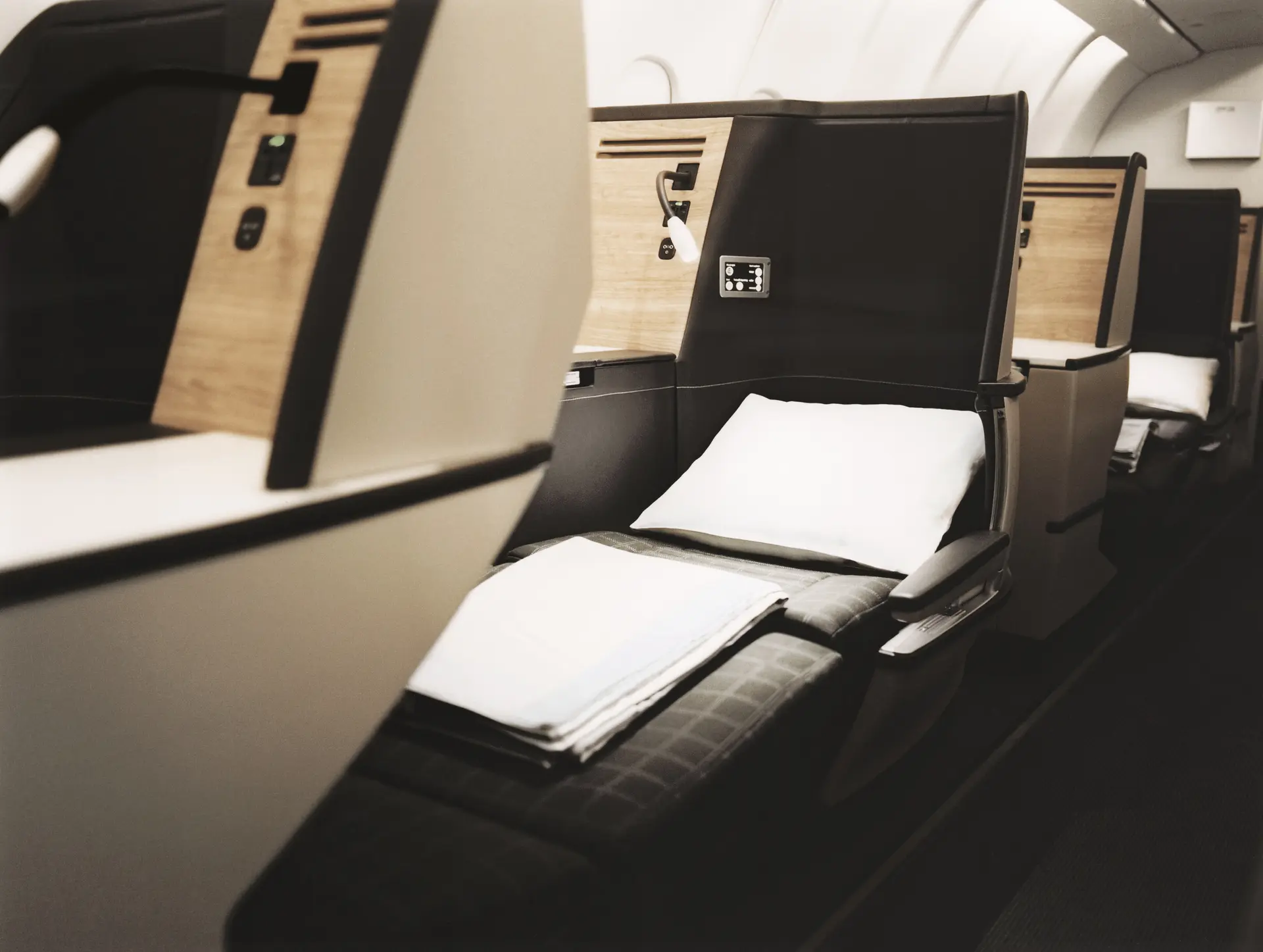 Airline review Cabin & Seat - SWISS - 7