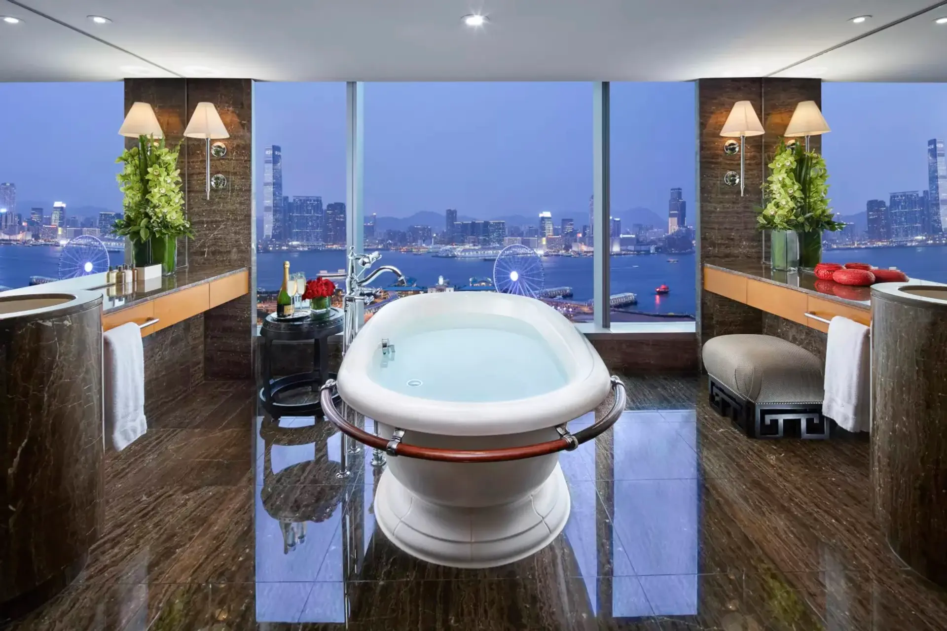 Hotel review Accommodation' - Mandarin Oriental Hong Kong - 4