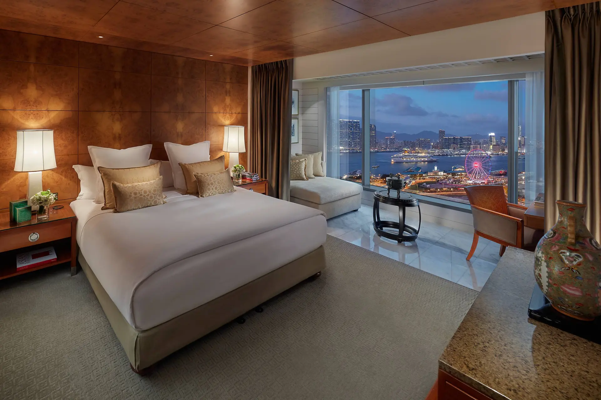 Hotel review Accommodation' - Mandarin Oriental Hong Kong - 0