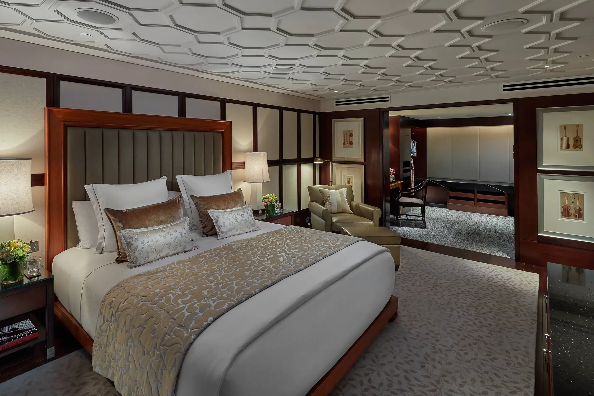 Hotel review Accommodation' - Mandarin Oriental Hong Kong - 3