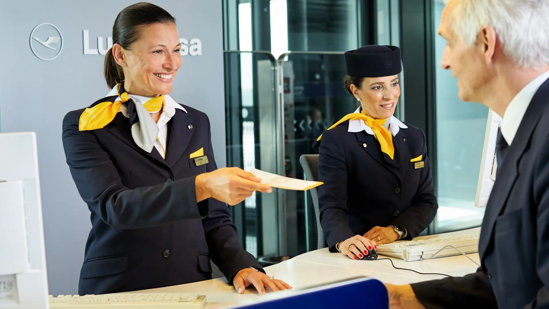 Airline review Airport experience - Lufthansa - 9