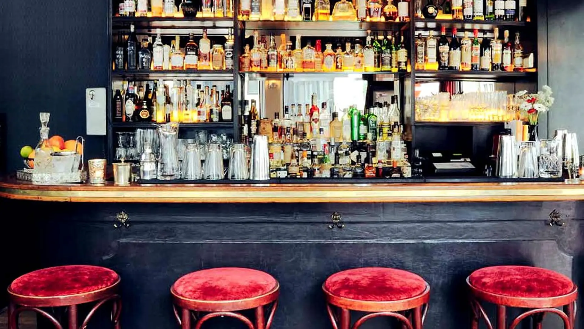 Dining Toplists - Amsterdam’s Best Cocktail Bars