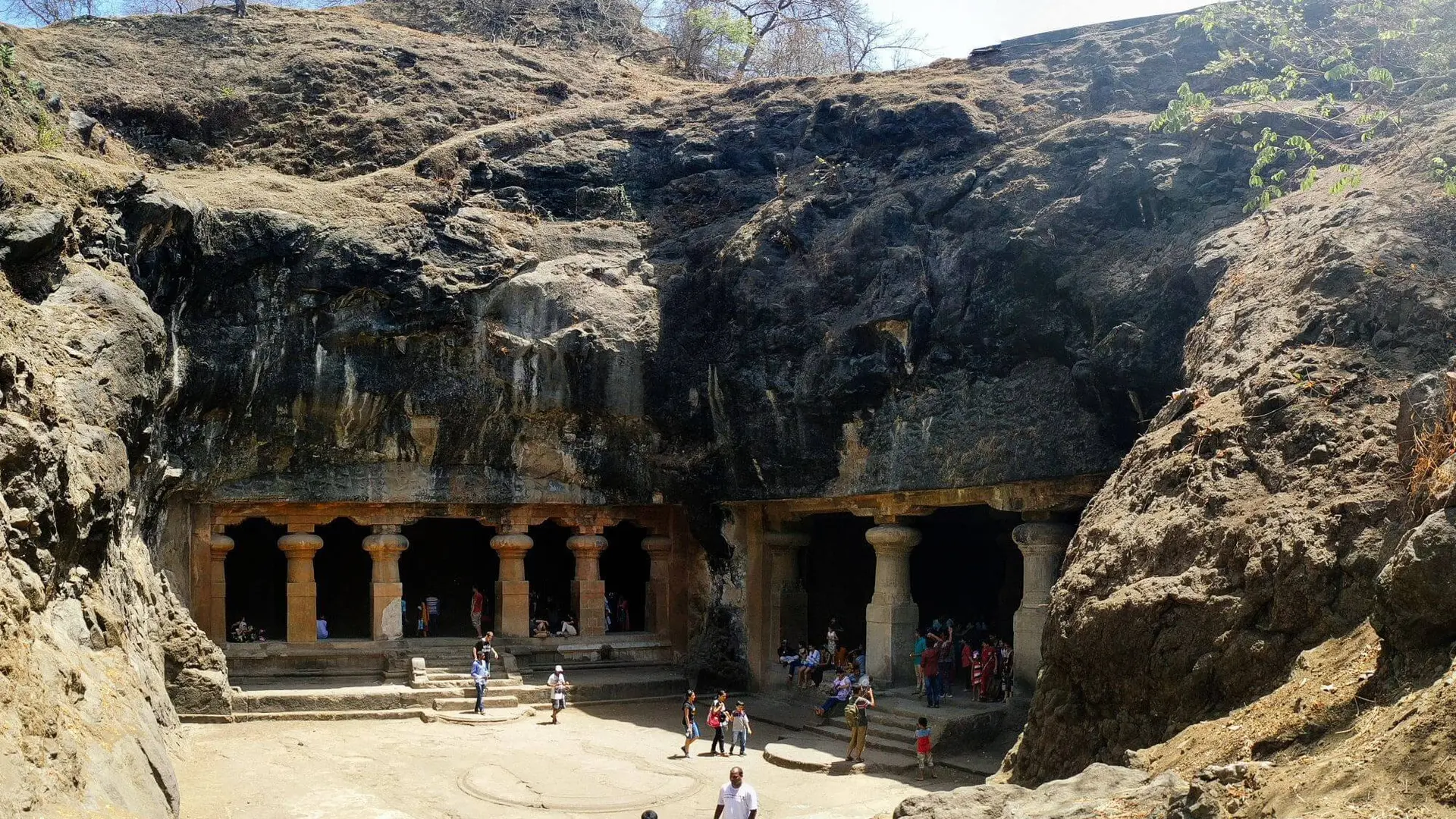 Famous Elephanta Cave with a lot of locals and tourists in Mumbai.